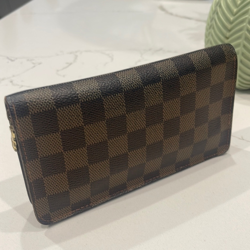 Louis Vuitton LV zipper wallet Porte Monnaie Sipper Brown Damier